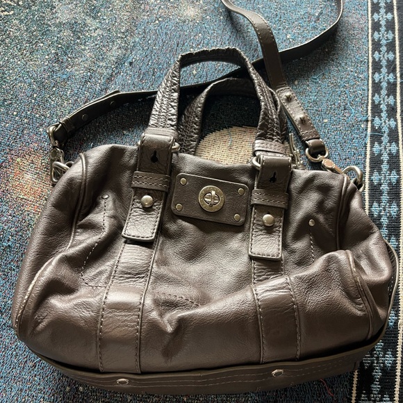 Y2K Marc Jacobs Brown Leather Shoulder Bag Elegant Design Y2K Marc Jacobs Brown Leather Shoulder Bag Elegant Design